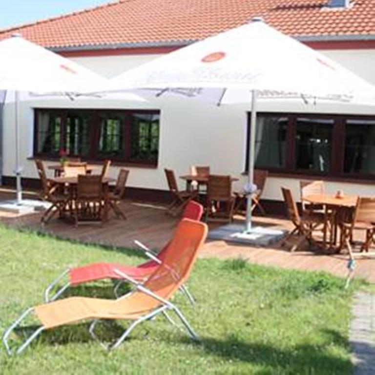 Landhotel Ruegen Stönkvitz Esterno foto