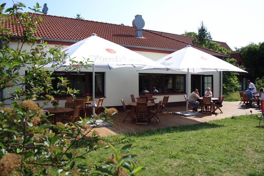 Landhotel Ruegen Stönkvitz Esterno foto