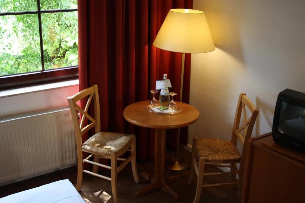 Landhotel Ruegen Stönkvitz Esterno foto